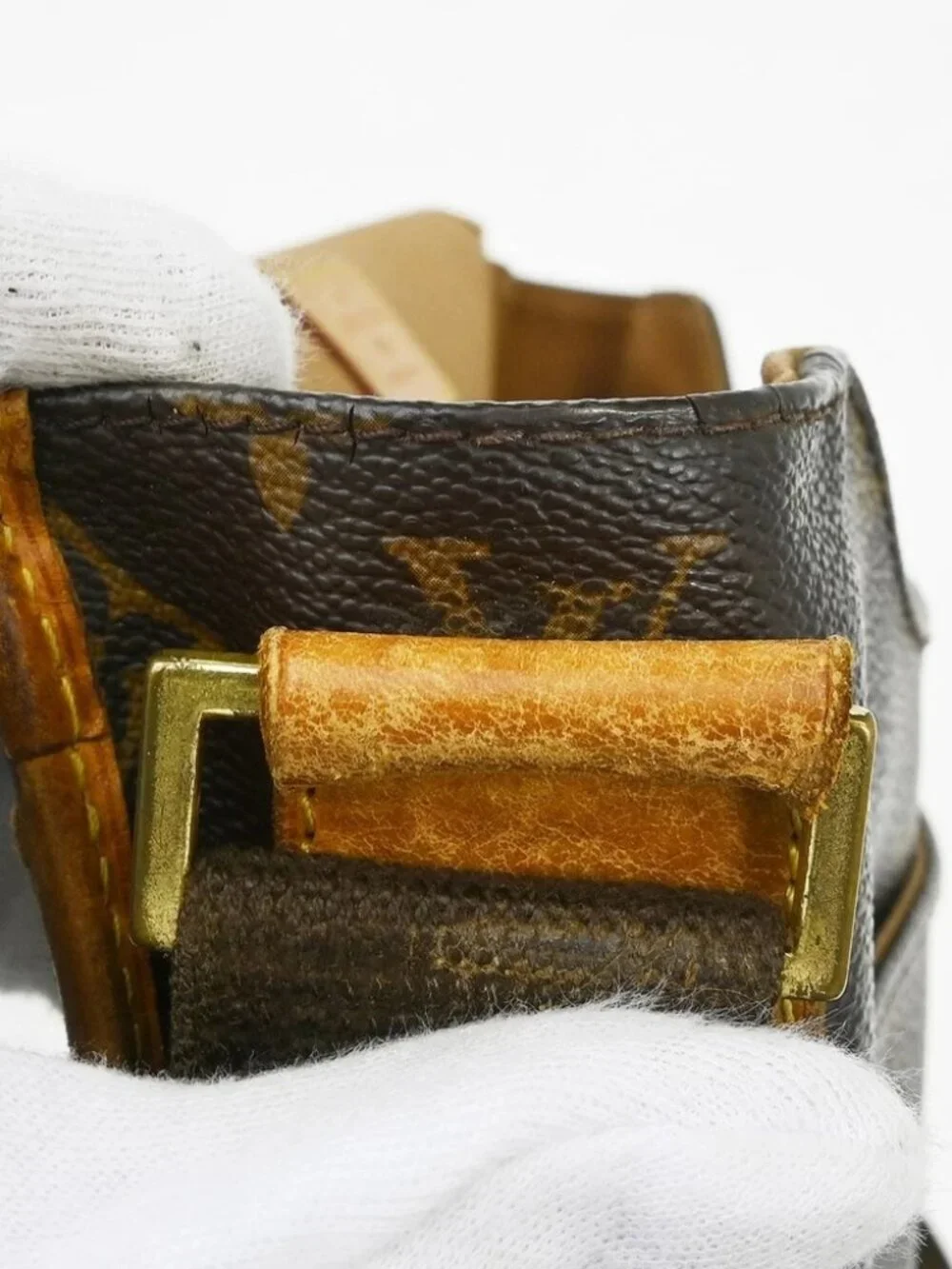 LOUIS VUITTON MESSENGER BOSPHORE PM SHOULDER BAG
